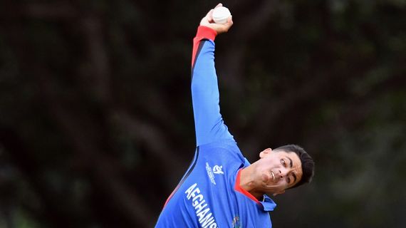 مجیب الرحمان کی تباہ کن باؤلنگ، افغانستان نے زمبابوے کو ڈھیر کردیا
