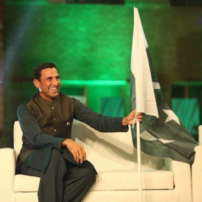 یونس خان ستارہ امتیاز ملنے پر شکرگزار، قوم کو یوم پاکستان کی مبارکباد