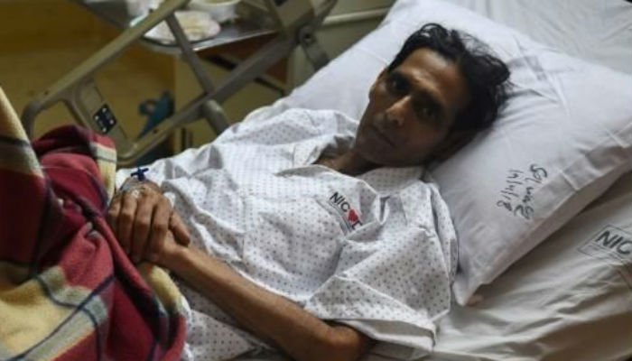سابق ہاکی اولمپیئن منصور احمد کا پاکستان میں دل کا آپریشن کرانے سے انکار