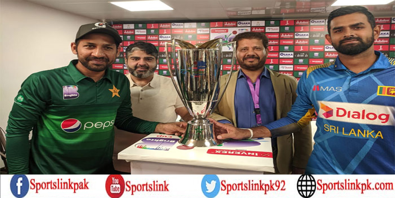 ہیڈ کوچ مصباح نے آتے ہی کیا پابندی عائد کردی؟