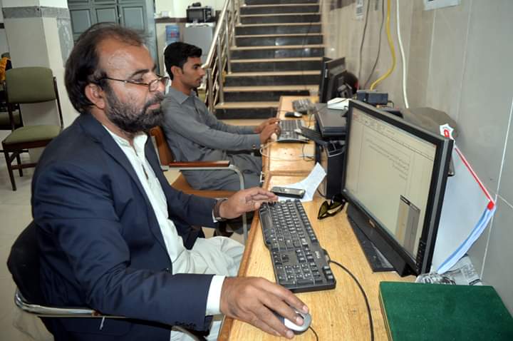 33ویں نیشنل گیمز کو بھر پور کوریج دینے کیلئے قیوم سٹیڈیم میں قائم میڈیاسینٹرکی رونقیں ایک مرتبہ پھر بحال ہوگئی