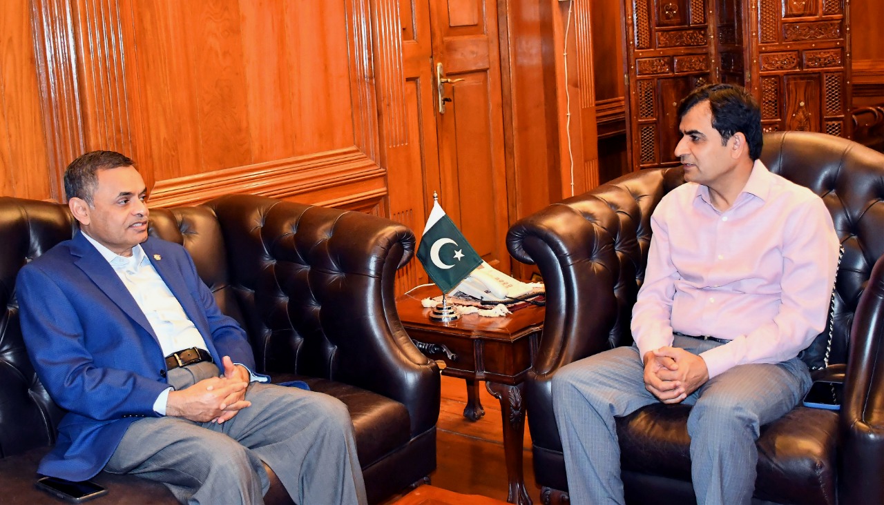کراچی میں باسکٹ بال، سکوائش اور ٹینس کے انفراسٹرکچر کو عالمی معیار کے مطابق بنانے کا فیصلہ
