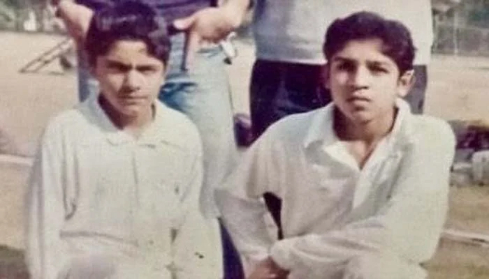 بابر اعظم کے والد نے ان کی بچپن کی تصویر شیئر کردی
