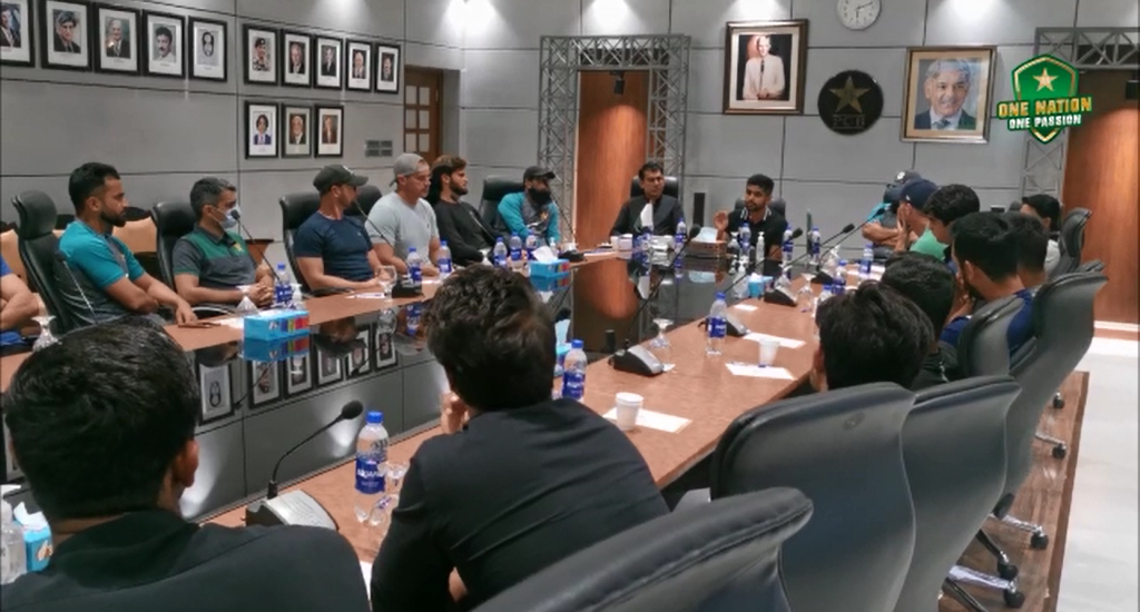 دورہ نیدرلینڈز کیلئے قومی سکواڈ کی لاہور میں رپورٹ،ٹریننگ کل سے شروع ہو گی