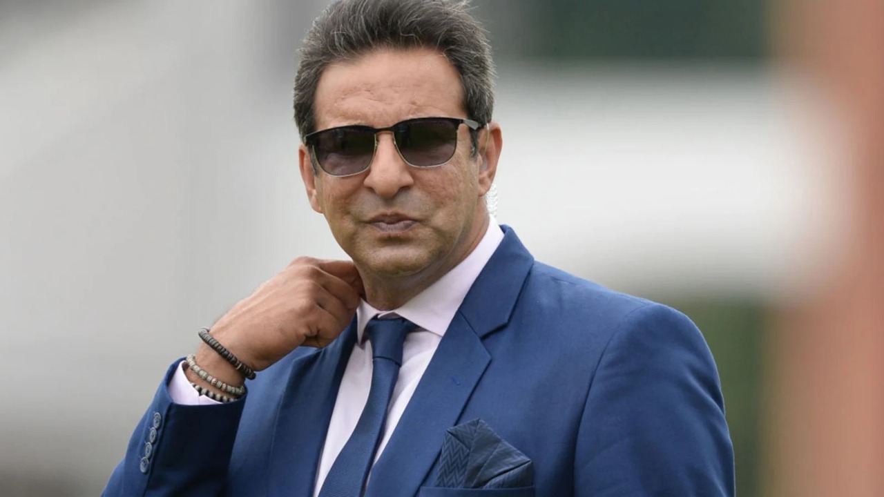 سمارٹ بال سے گیند بارے سب کچھ جان سکیں گے، وسیم اکرم