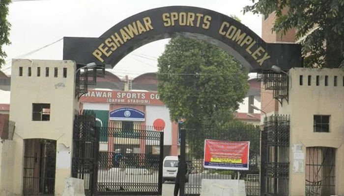 کوچ موٹاپے کا شکار' بچوں کا کھیل متاثر' متاثرہ شہری نے ڈی جی سپورٹس کے پی کو خط لکھ دیا