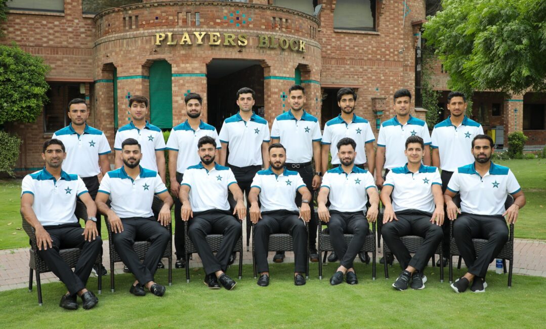 پاکستان شاہینز زمبابوے کے لیے روانہ