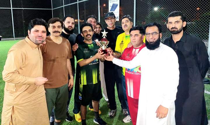 دوستانہ میچ ' بلدیاتی نمائندوں نے 3 کے مقابلے میں 4 گولوں سے جیت لیا