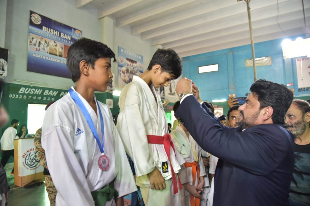 بچوں کا صحت مندانہ سرگرمیوں میں شامل ہونا خوش آئند ہے۔گورنرسندھ