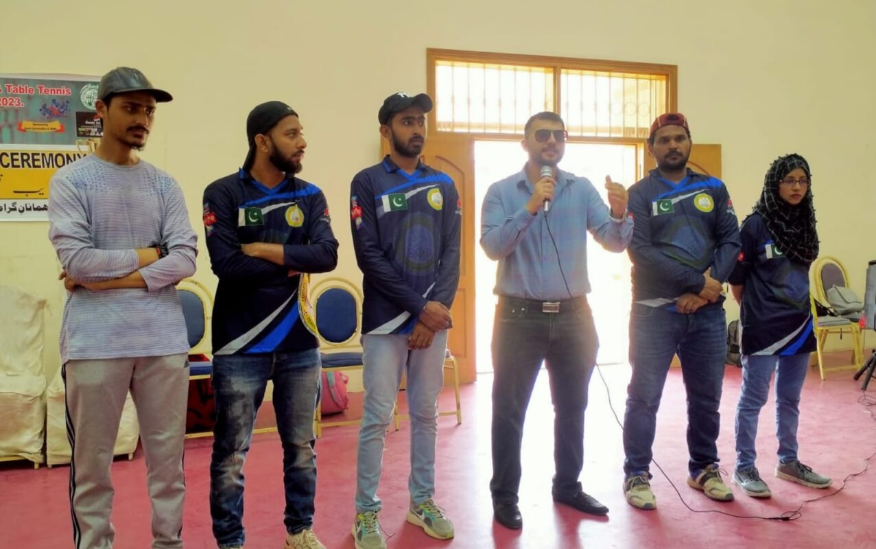 اولمپک ڈے بیڈمنٹن چیمپئن شپ کا افتتاح طلحہ بٹ نے کیا