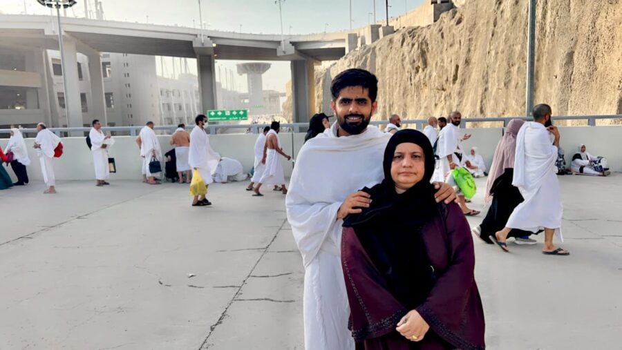 بابر اعظم کی طرف سے پاکستانی قوم کو عیدالاضحیٰ کی مبارک باد