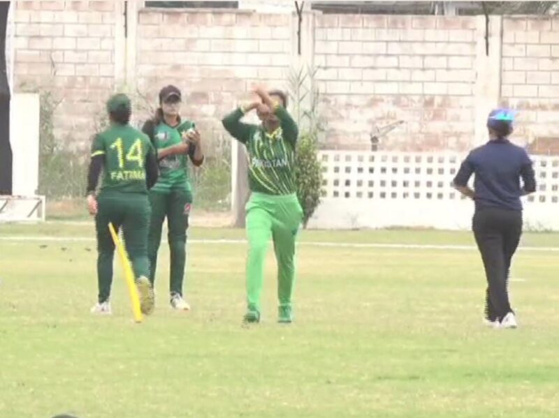 پاکستان ویمنز کے اسکلز کیمپ کا تیسرا دن; تمام کھلاڑیوں نے پریکٹس میچ میں حصہ لیا۔