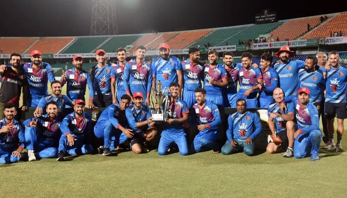 بنگلادیش نے افغانستان کو تیسرے ون ڈے میں7 وکٹوں سے ہرادیا، سیریز 1-2 سے افغانستان کے نام ۔ 