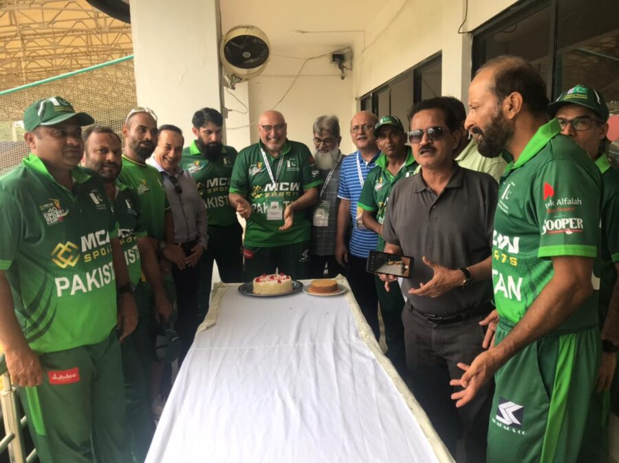 ون ڈے میں پہلی ہیٹرک کرنے والے فاسٹ باولر جلال الدین کی ہیٹرک کی 41ویں سالگرہ.