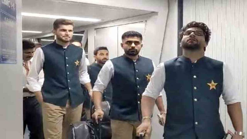 کرکٹ ورلڈ کپ 2023 ; پاکستانی ٹیم بھارت پہنچ گئی.