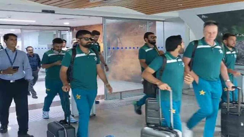 کرکٹ ورلڈ کپ ; قومی ٹیم  بنگلورو سے چنئی پہنچ گئی۔