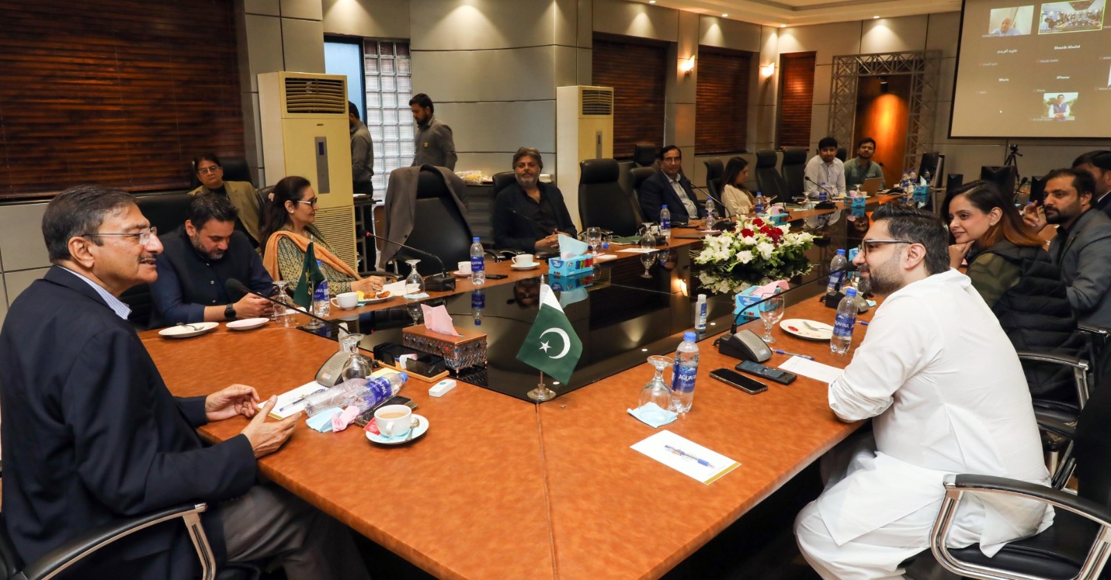 پاکستان سپر لیگ کی گورننگ کونسل کا اجلاس ذکا اشرف کی صدارت میں منعقد ہوا۔
