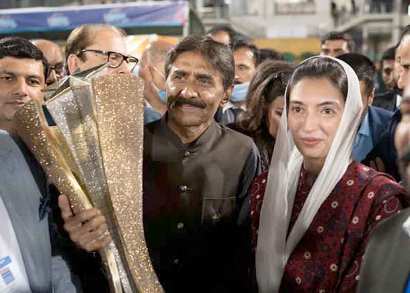  سندھ پریمیئر لیگ کے پہلے ایڈیشنل کا آغاز نیشنل اسٹیڈیم کراچی میں ہوگیا۔