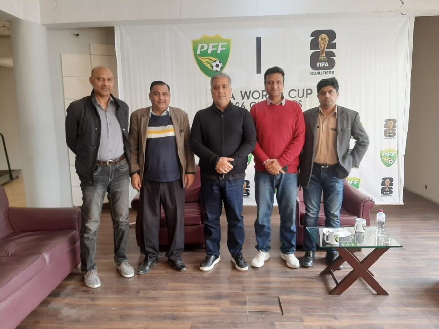 فیفا کی دی ہوئی آئینی مدت میں پاکستان فٹبال فیڈریشن کے انتخابات کا عمل مکمل کریں گے ' ہارون ملک
