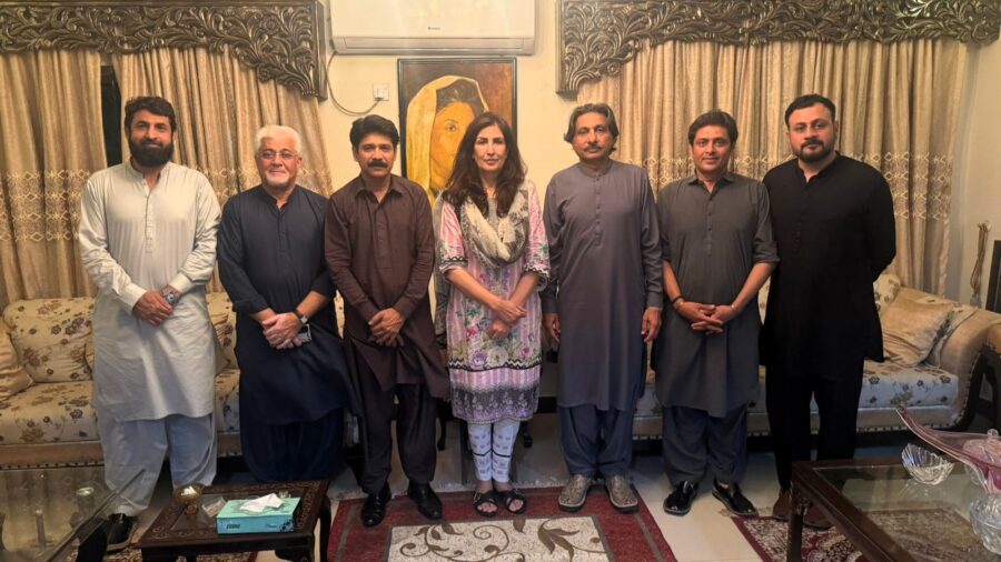 قومی ہاکی کیمپ مینجمنٹ کی صدر پی ایچ ایف شہلا رضا سے ملاقات