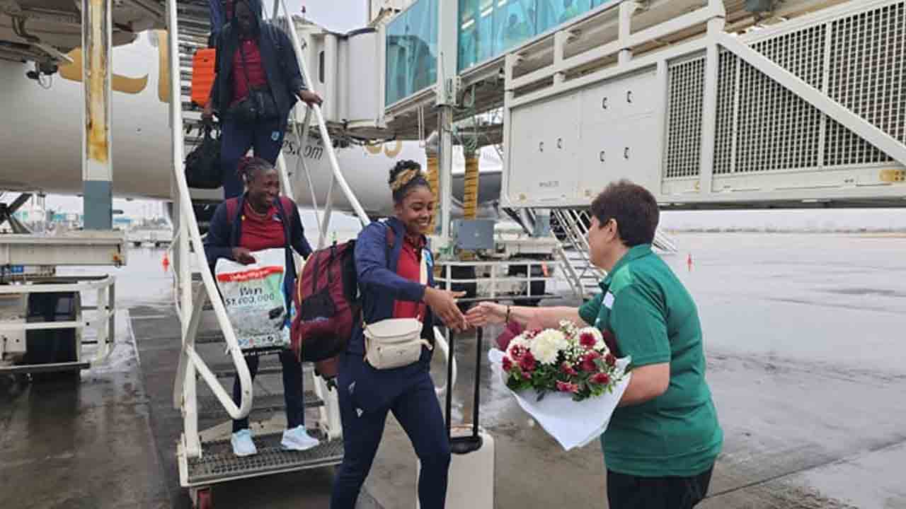 پاکستان کیخلاف سیریز کھیلنے کیلئے ویسٹ انڈیز کی ویمنز کرکٹ ٹیم کراچی پہنچ گئی