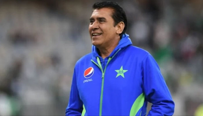 وہاب ریاض اور رزاق کے بعد مینیجر منصور رانا بھی عہدے سے فارغ