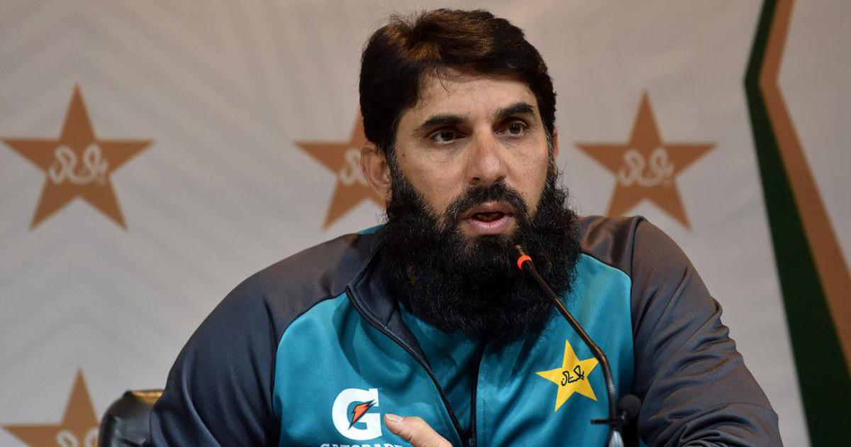 دنیا کے ساتھ مقابلے کیلئے بلے بازوں کو سٹرائیک ریٹ بہتر کرنا ہو گا ؛ مصباح الحق