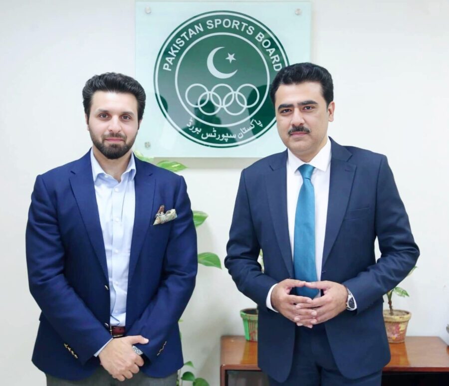 پاکستانی طویل رینج شوٹر محسن نواز کی ڈائریکٹر جنرل پی ایس بی یاسر پیرزادہ سے ملاقات