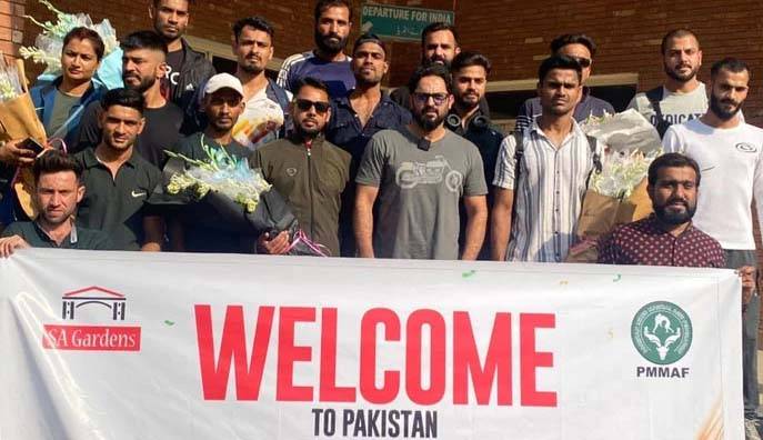 ''آئی ایف ٹی تھری"میں شرکت کیلیے بھارتی فائٹرز پاکستان پہنچ گئے