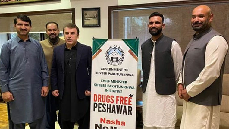 نشے سے پاک پشاور مہم میں قومی کرکٹر فخر زمان بھی میدان میں آگئے