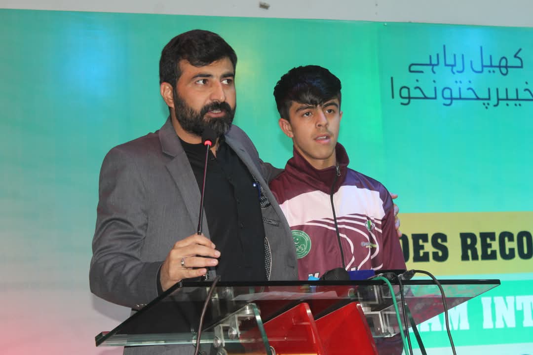 قائداعظم گیمز میں میڈلز جیتنے والے خیبرپختونخوا کھلاڑیوں کے اعزاز میں تقریب