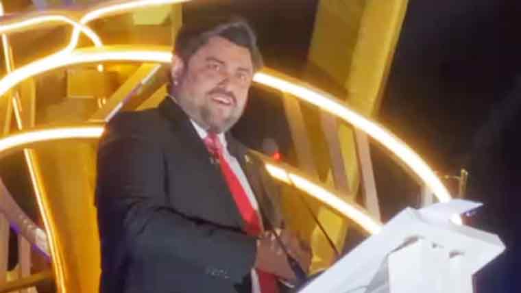 ٹیپ بال لیگ سے نیا ٹیلنٹ آئے گا ; گورنر سندھ کامران ٹیسوری