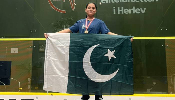یو ایس جونیئر اوپن اسکواش چیمپیئن شپ ; ماہ نور علی نے فائنل کیلئے کوالیفائی کرلیا