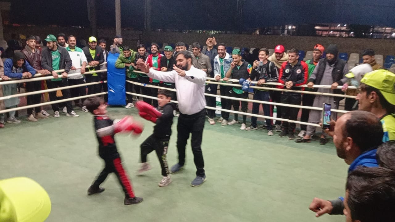 خیبرپختونخوا انڈر 22 گیمز:  باکسنگ کے نمائشی میچ میں بچوں کی شاندار کارکردگی