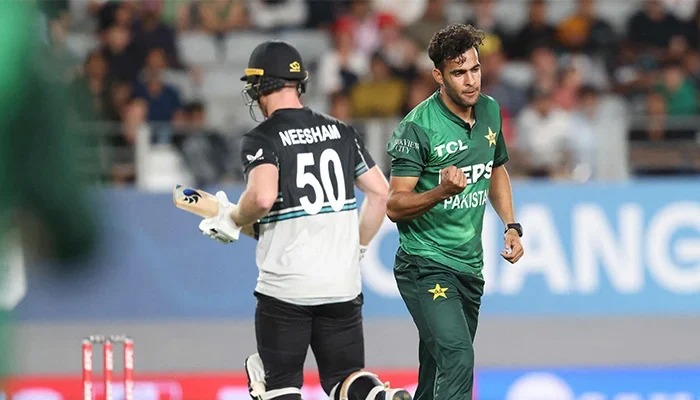 تیسرا ٹی 20: پاکستان نے نیوزی لینڈ کو 9وکٹوں سے ہرا دیا