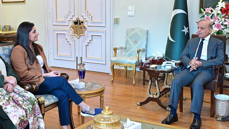 وزیراعظم شہباز شریف کی ثناء میر سے ملاقات