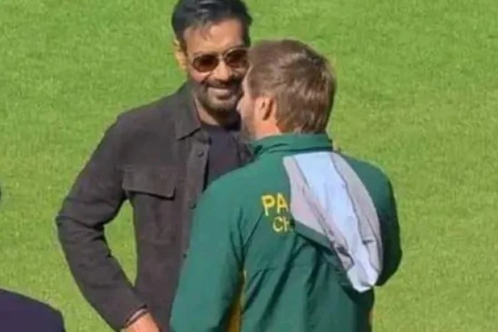 اجے دیوگن کی اسٹیڈیم میں شاہد آفریدی سے ملاقات، بھارت میں ہنگامہ مچ گیا