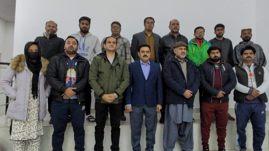 ملتان میں کھیلوں کی سہولیات کی فراہمی کےلیے ہرممکن تعاون کرینگے ، راشد ارشاد حسین
