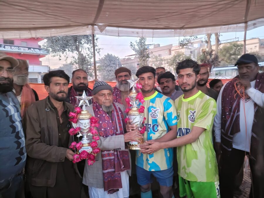 منگو پیر اسٹار فٹبال کلب نے نمائشی میچ میں میزبان حسینی کلب کو 3-1 سے شکست دیدی