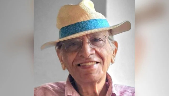 سینیئر صحافی، کمنٹیٹر و کھلاڑی قمر احمد 88 سال کی عمر میں انتقال کر گئے